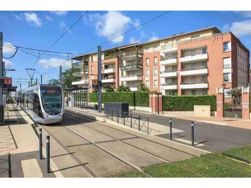 L Oasis Studio Proche Hopital Et Aeroport Piscine Parking &Netflix Тулуза Экстерьер фото
